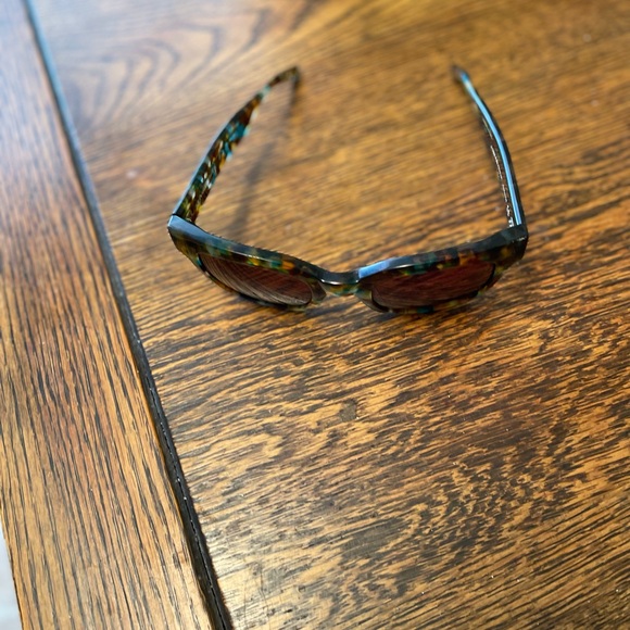 Sun Buddies Tortoise Sunglasses - Picture 5 of 5